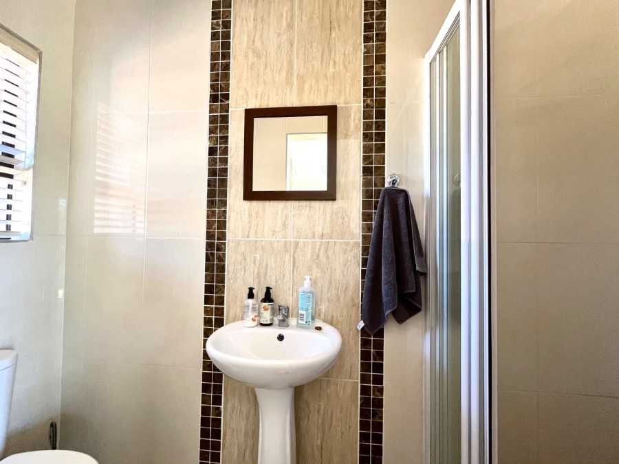 4 Bedroom Property for Sale in Woodland Hills Free State